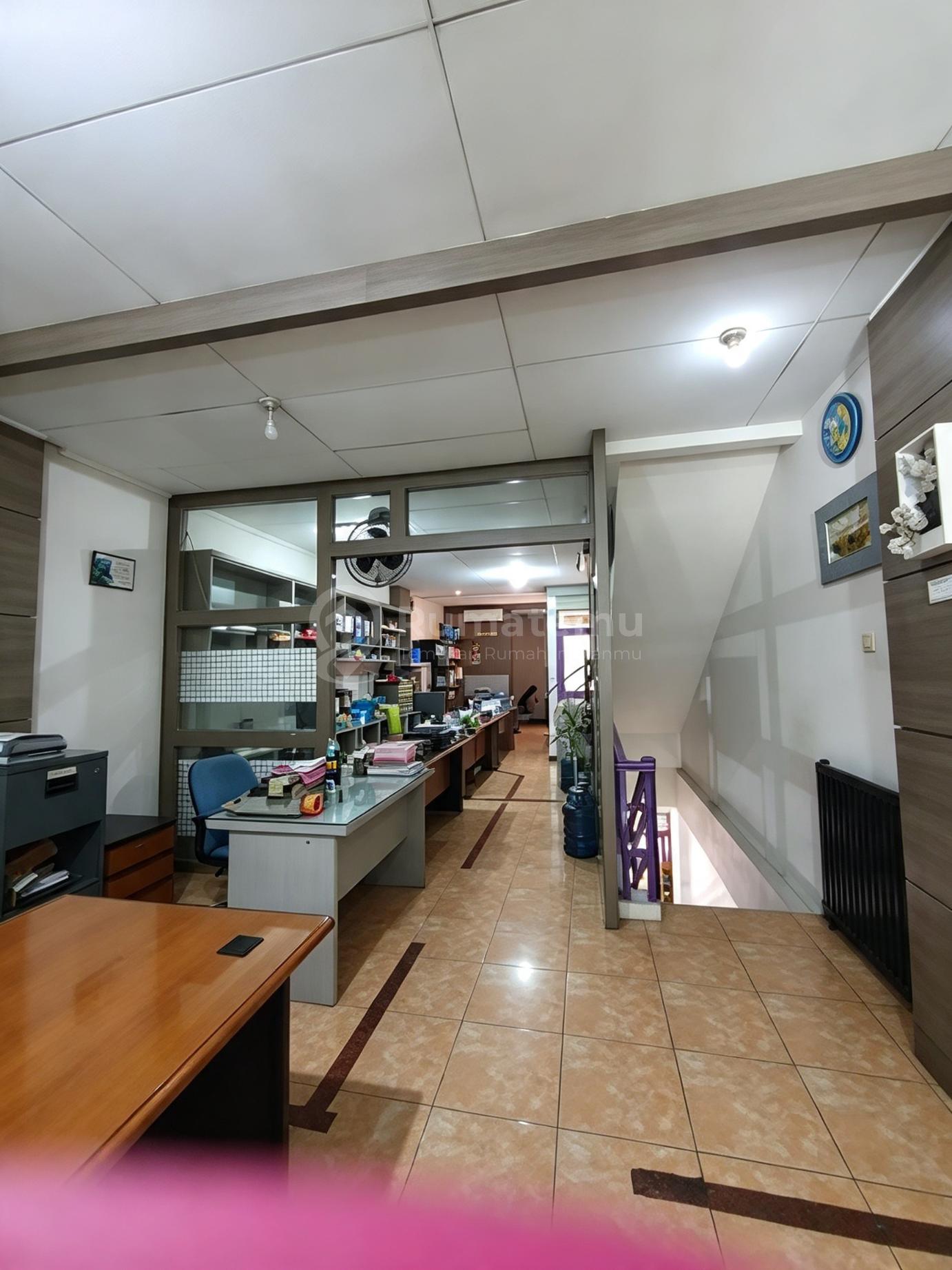 Dijual Rukan Lokasi Strategis Di Sunter Bagus Terenovasi