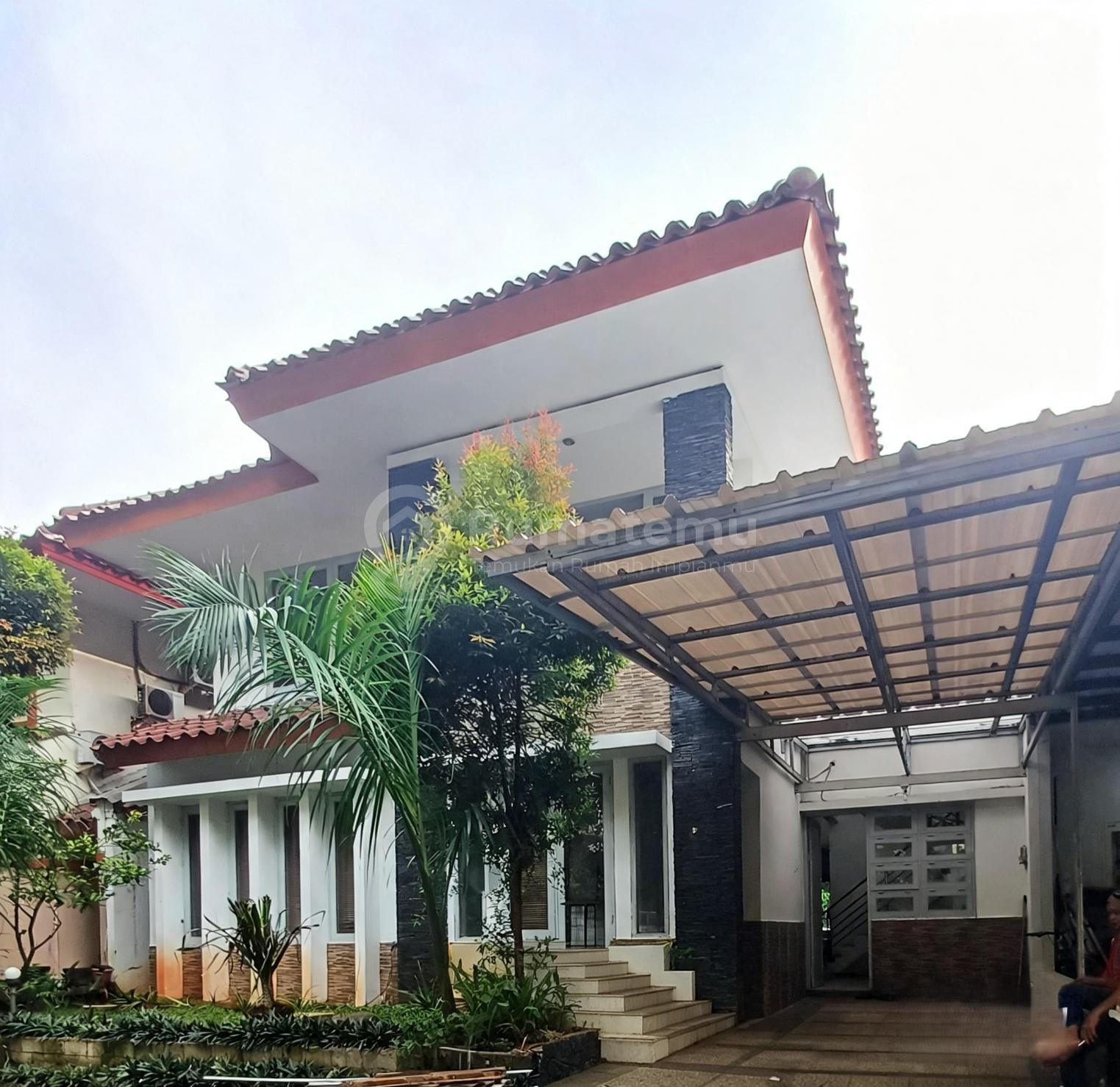 Dijual Rumah Lantai 2 Bagus Harga Menarik Di Bintaro Sektor 9