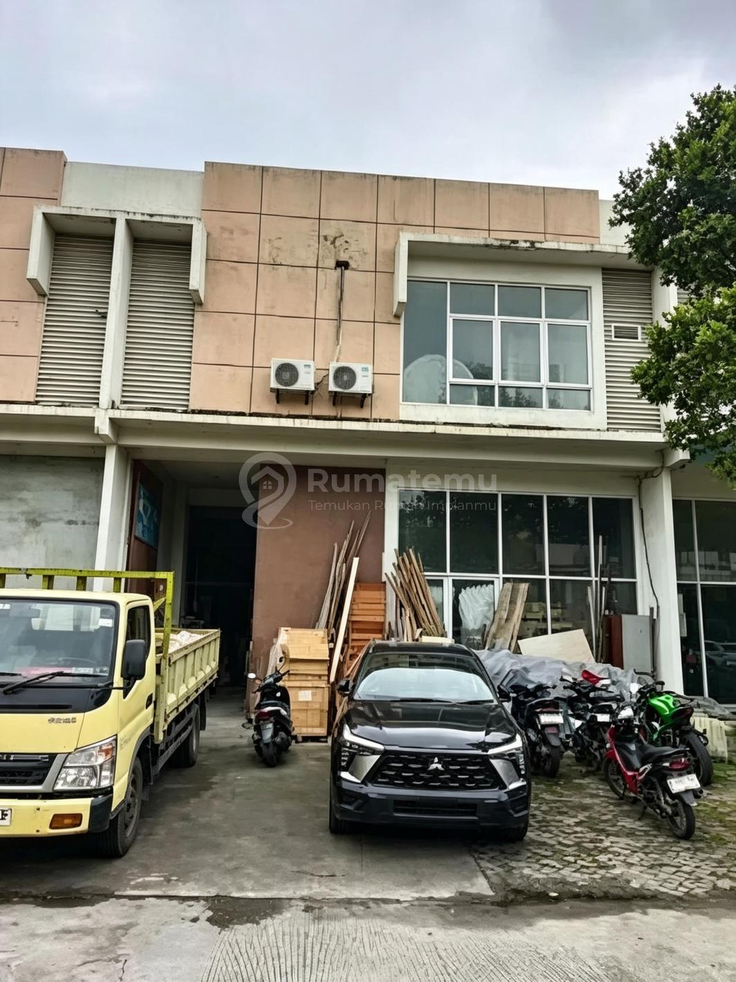 Dijual Gudang 2 Lantai Sertifikat HGB @Daan Mogot, Batu Ceper