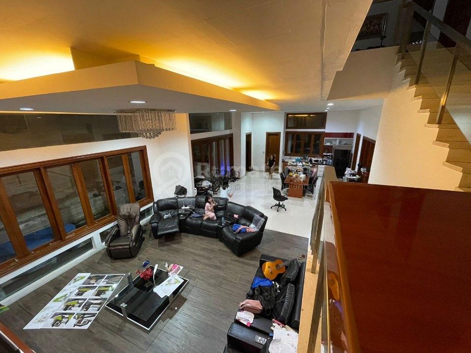 DIJUAL RUMAH & KANTOR STRATEGIS PUSAT KOTA – SAYAP KARAPITAN BANDUNG  Kesempatan langka memiliki 