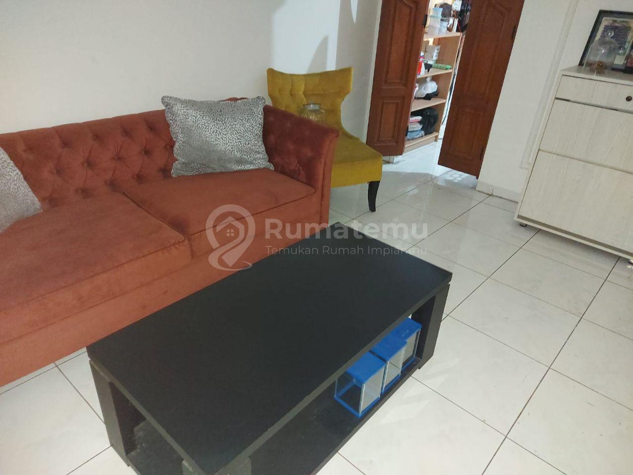 Rumah 2 Lt Murah Dlm Komplek Elit Duren Sawit, Jakarta Timur