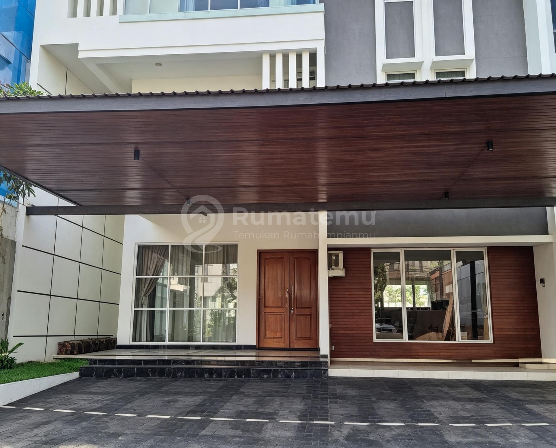 Dijual Rumah Mewah di Sutera Onyx, Alam Sutera Tangerang Selatan