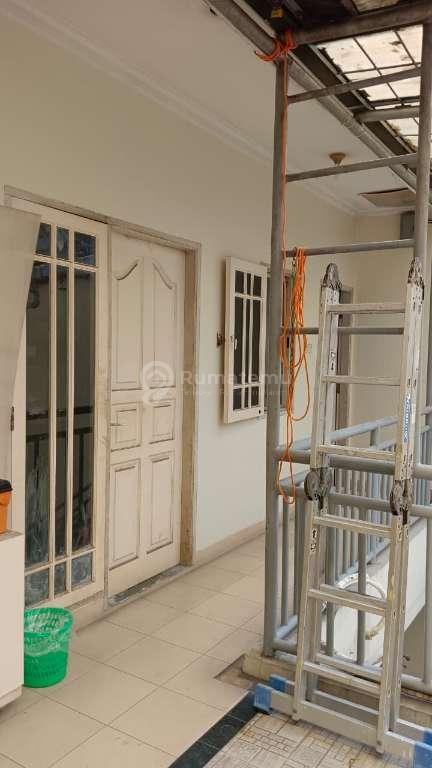 Dijual Rumah Strategis Siap Huni di Kav. DKI Meruya Utara Jakarta