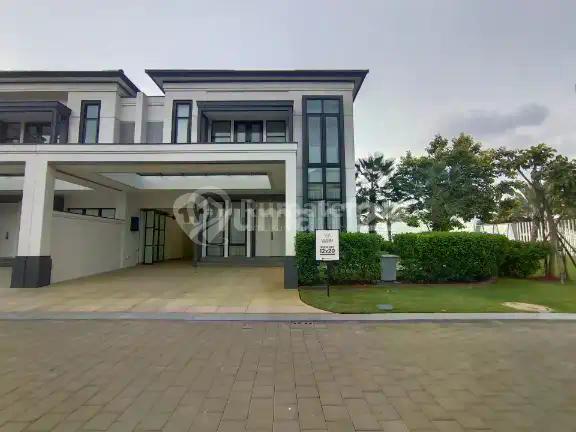Rumah cantik lebar 12 meter posisi hoek full furnished tinggal bawa koper siap transaksi Matera Residences Gading Serpong