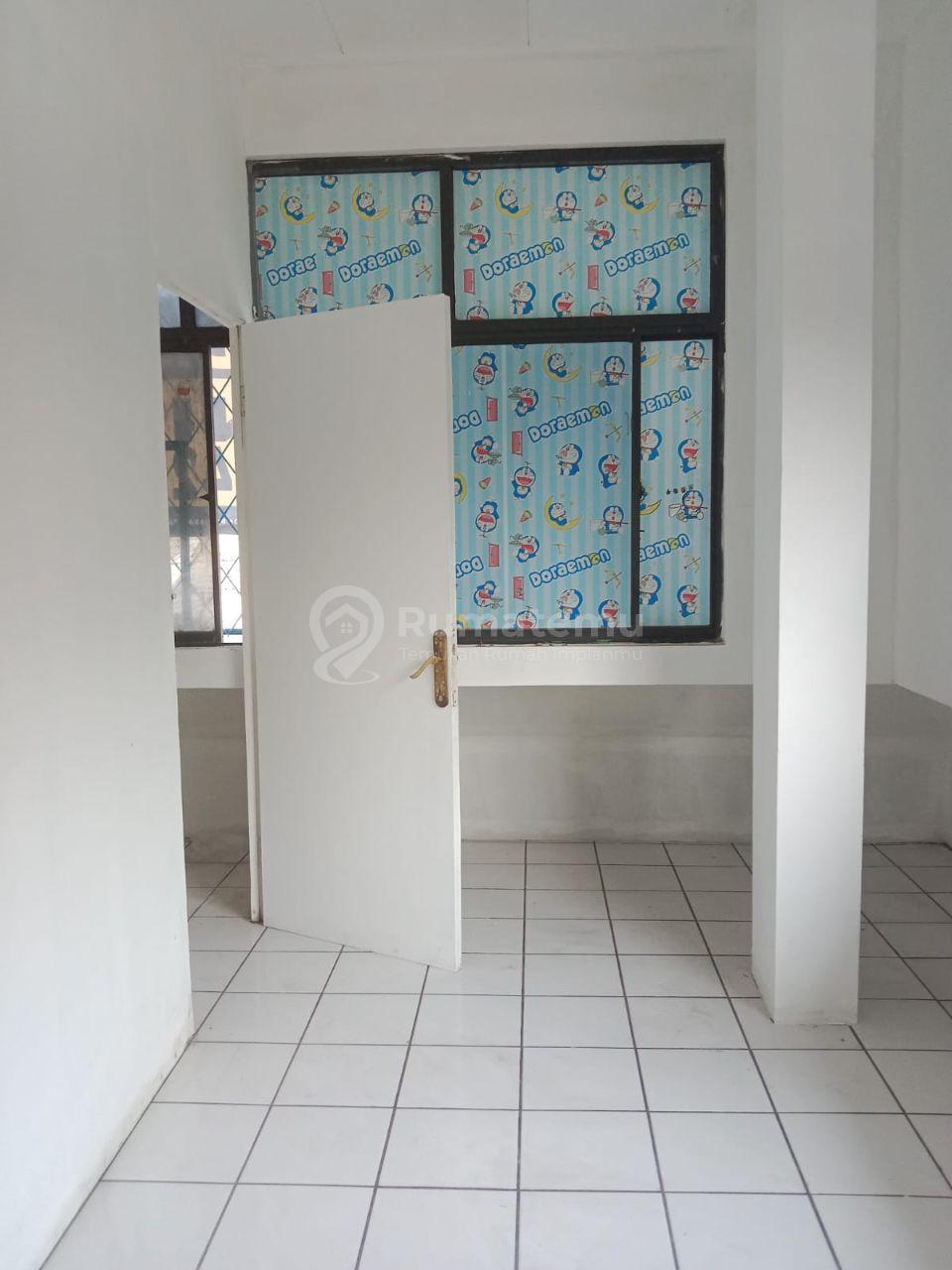 DISEWAKAN Ruko 2 Lantai Siap Pakai dengan Lokasi Bisnis yang Strategis di Pondok Ungu Permai, Bekasi