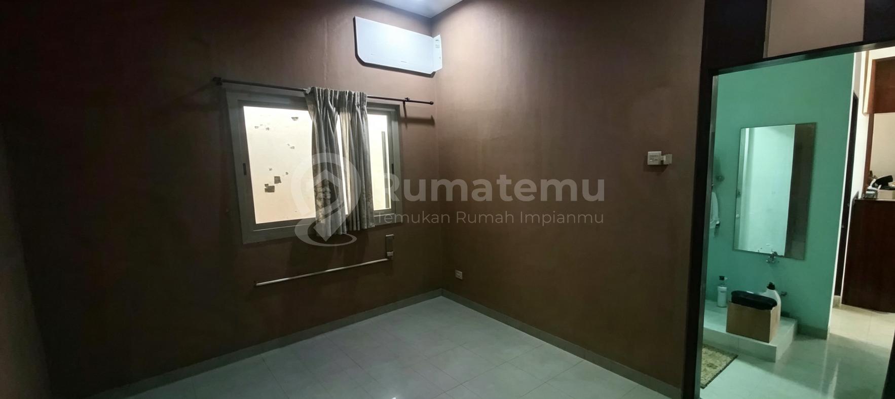 Rumah Siap Huni di Haji Nawi Masuk Komplek & Bebas Banjir