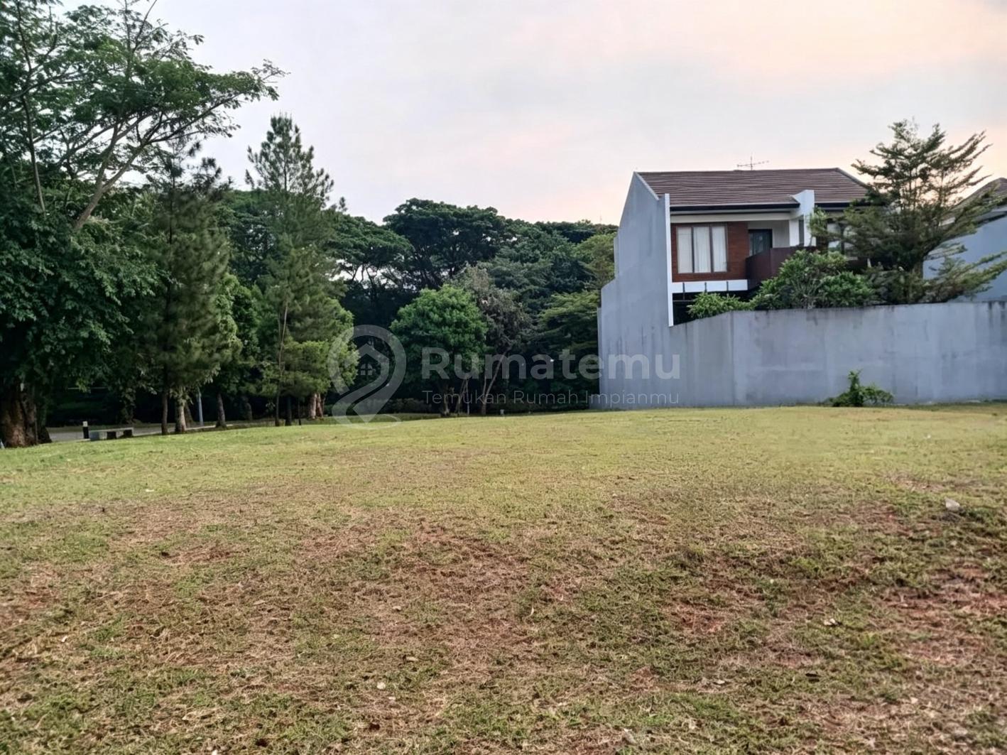 Dijual Kavling Badan Cantik di The Green BSD Suasana Tenang