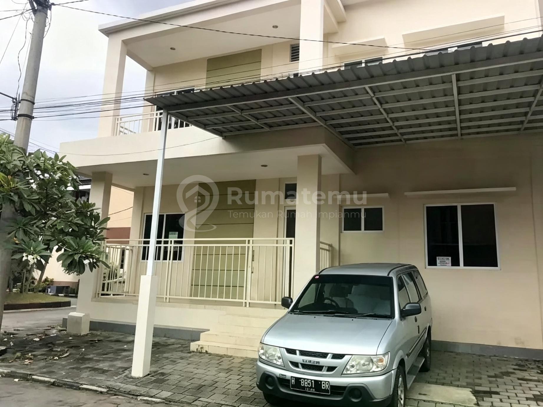 RUMAH KOST EKSKLUSIF DEKAT AKPOL UNIKA