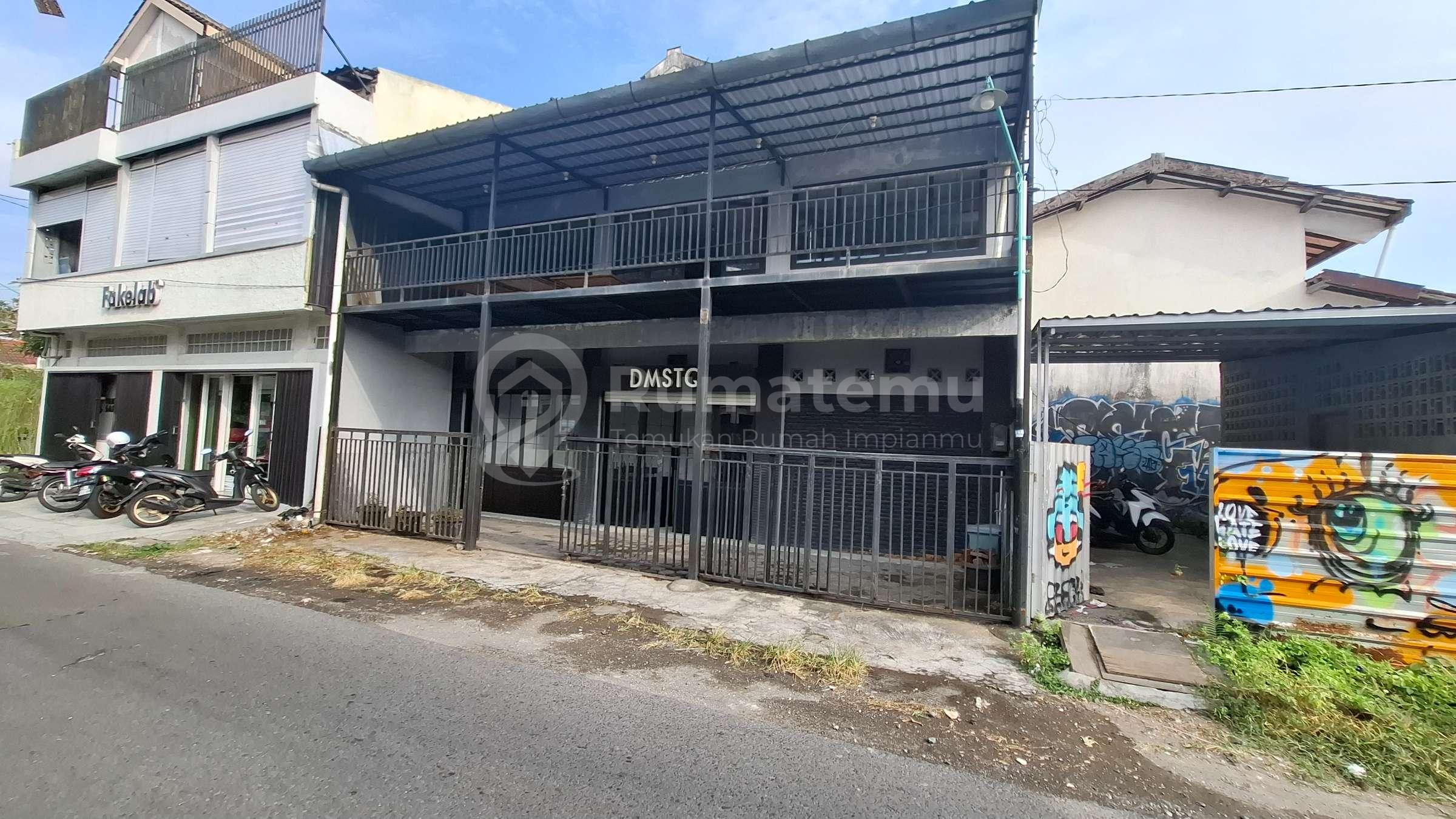 Ruko 2 lantai dekat SMKI Bugisan taman tirto kasihan bantul yogyakarta