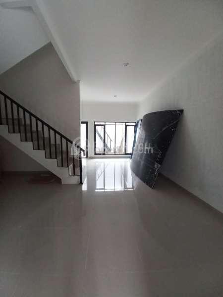 Jual Rumah Baru Turangga Buah Batu Bandung