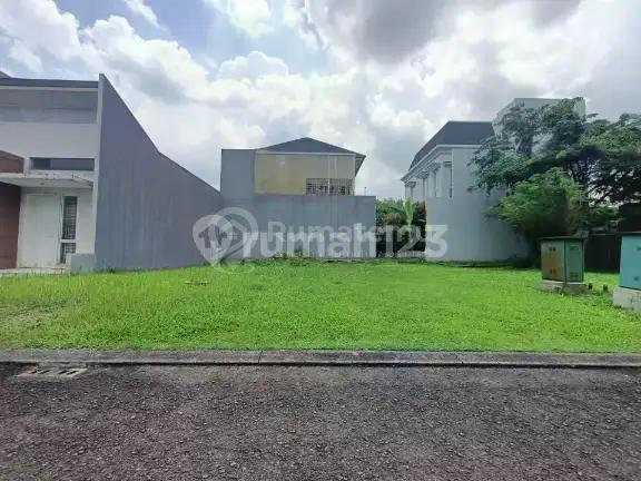 Kavling kotak Hadap selatan siap bangun strategis The Icon Bsd City