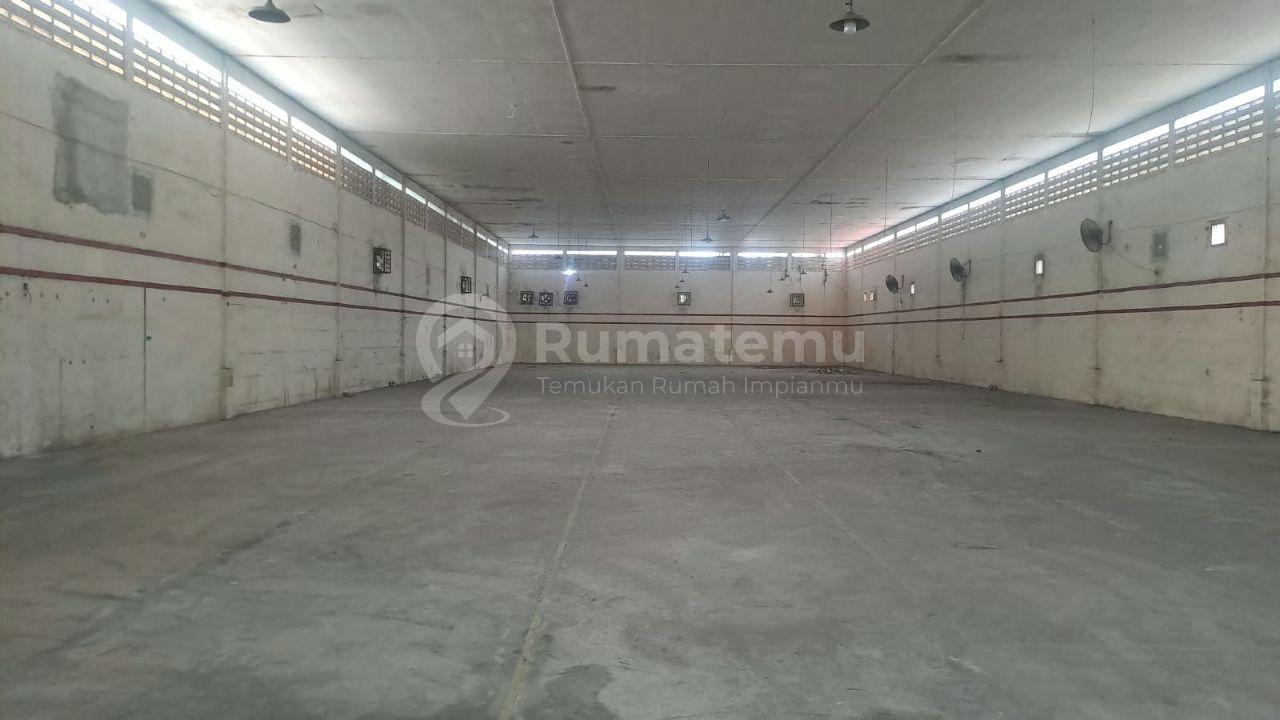Jual/Sewa Gudang Luas & Tempat Usaha Lokasi Strategis Ramai di Petukangan Raya Cileduk Jakarta Selatan