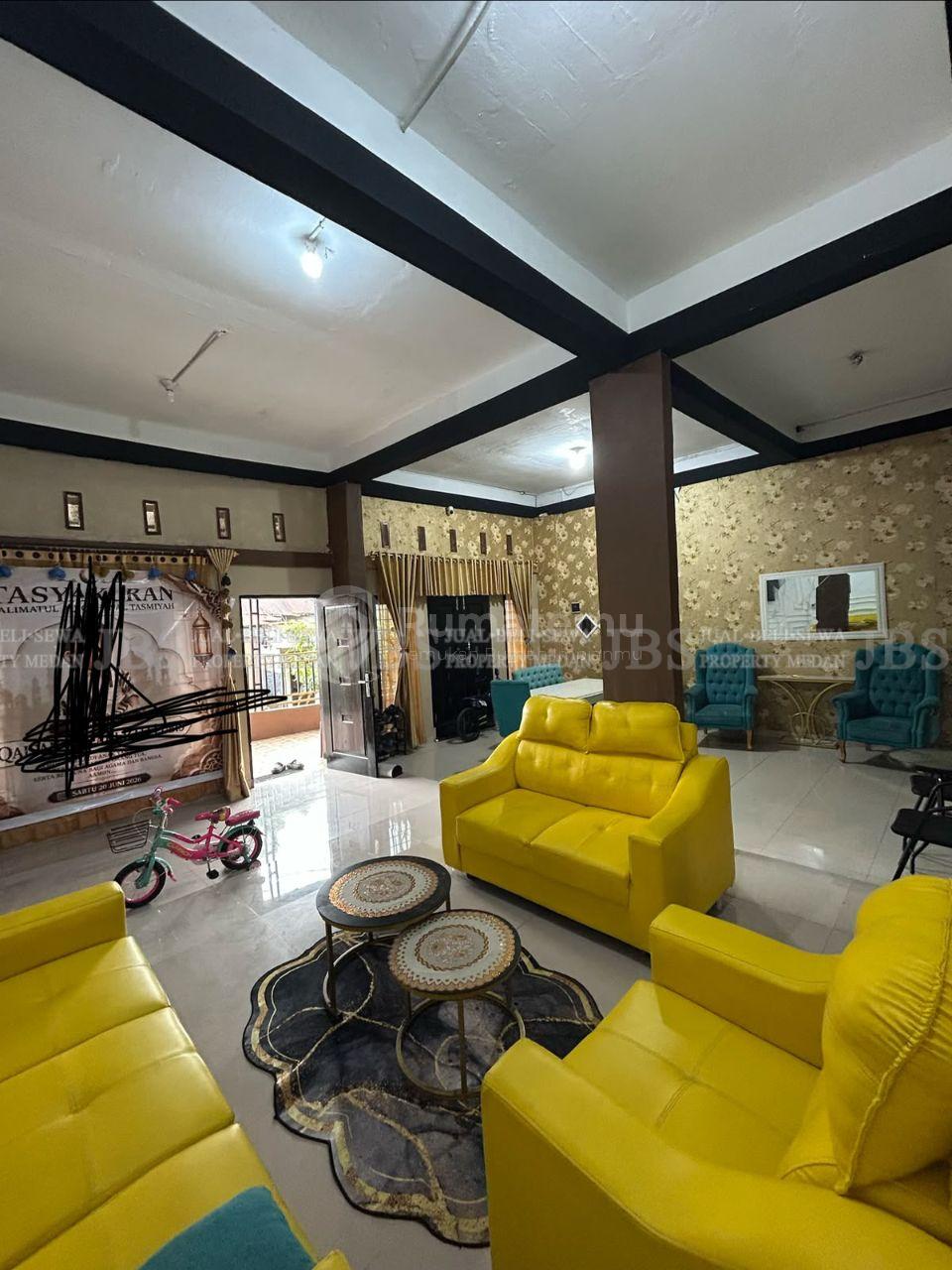 Dijual Rumah Hook di Jalan Brigjend Katamso Gg. Sempurna Medan