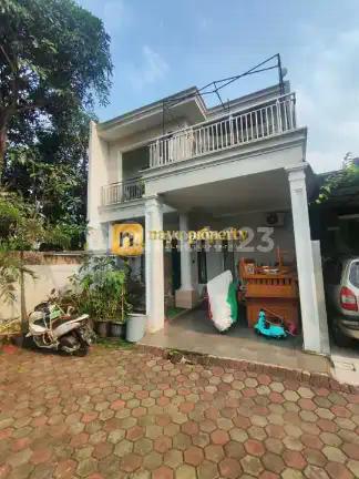 Rumah Pojok Bagus Ada Kolam Renang Dalam Cluster Di Mustika Jaya