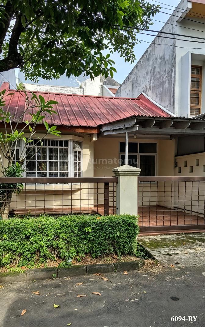 Dijual Rumah Bagus Siap Huni Murah Strategis di Bintaro Sektor 4
