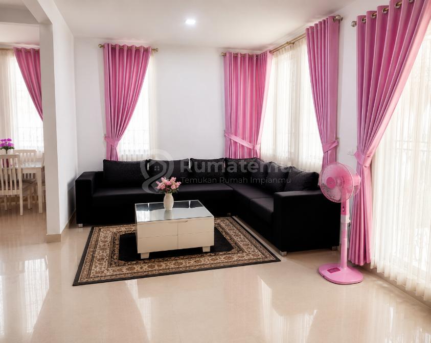 Dijual Rumah Hook di Cluster Nusa Loka, Bds City