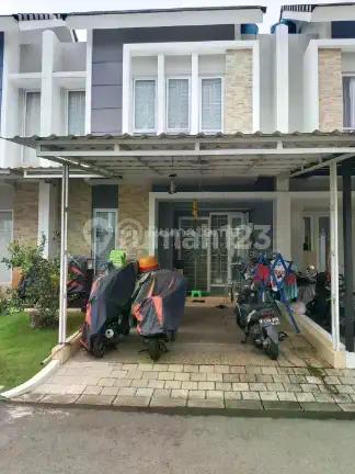 Rumah 2 Lantai Sudah Renovasi Verdi Symphonia Gading Serpong