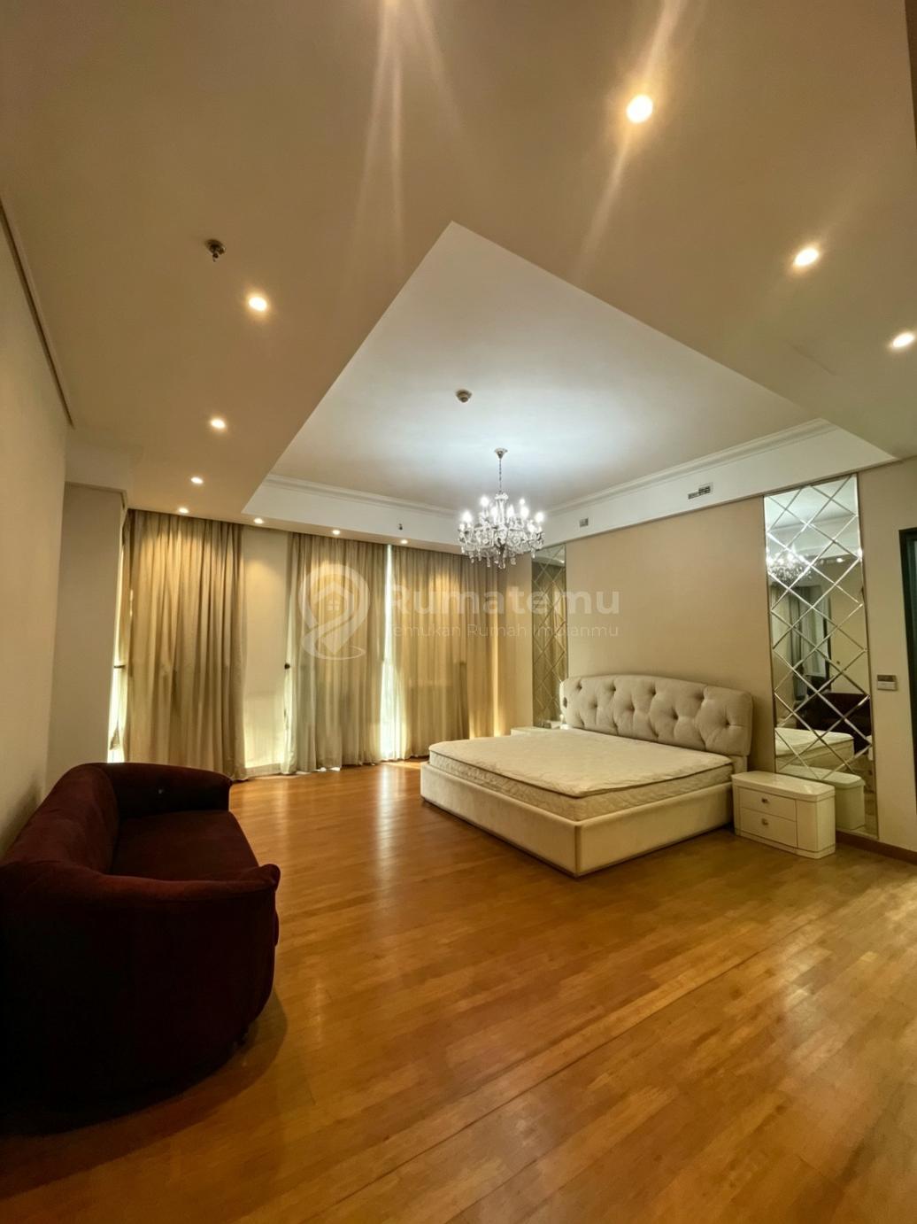 Disewakan Unit Eksklusif The Peak Sudirman Tower Renais - Hunian Mewah Di Jantung Jakarta