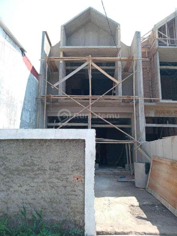 Harga Masuk Akal !! Rumah Baru Cisaranten Kulon Arcamanik Bandung 