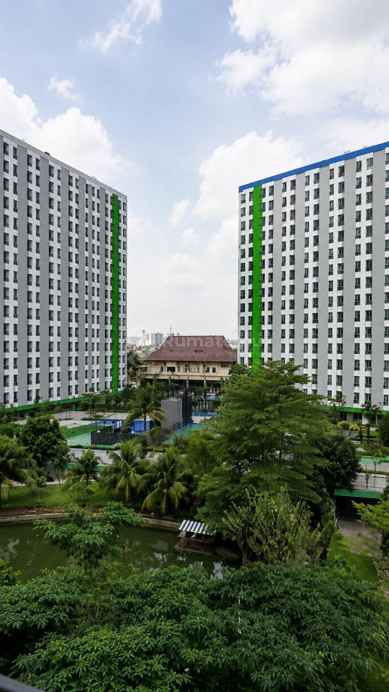 Murah 2 Unit Apartemen Studio Lantai 5 Green Lake View Ciputat