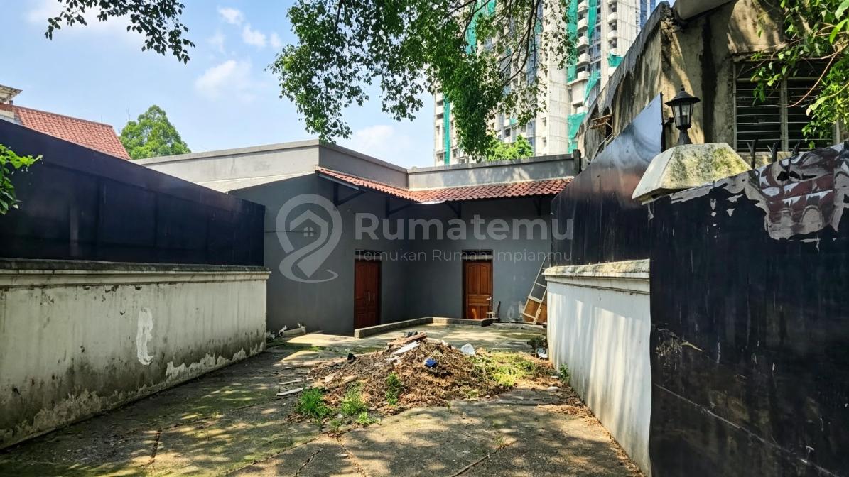 Dijual Tanah Residensial Lokasi Bagus Lingkungan Nyaman Dan Akses Mudah di Kebayoran Baru