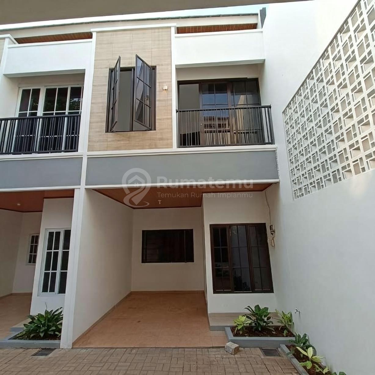 Dijual Rumah di cluster baru dalam komplek lingkungan aman di Bintaro, Pesanggrahan, Jakarta