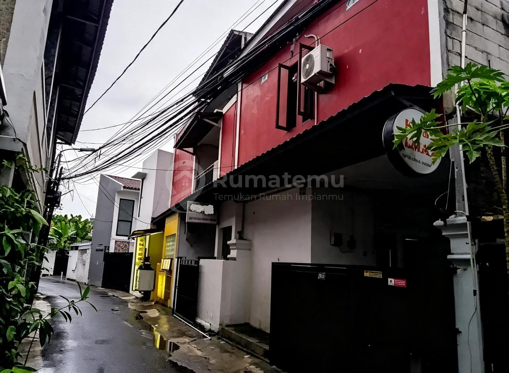 Kostan Pohon Duit Penuh Omzet 25Jt Per Bulan di Condet Kramatjati lokasi strategis