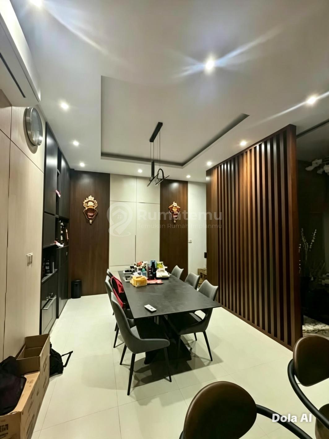 Rumah 2,5 Lantai The Springs Flaminggo Gading Serpong
