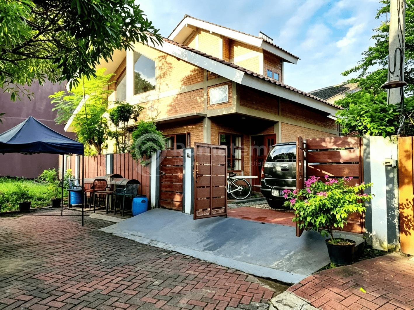 Dijual Rumah Di Perumahan Islamic Village, Rumah Bagus Dan Nyaman, Lingkungan Islamic. Tangerang