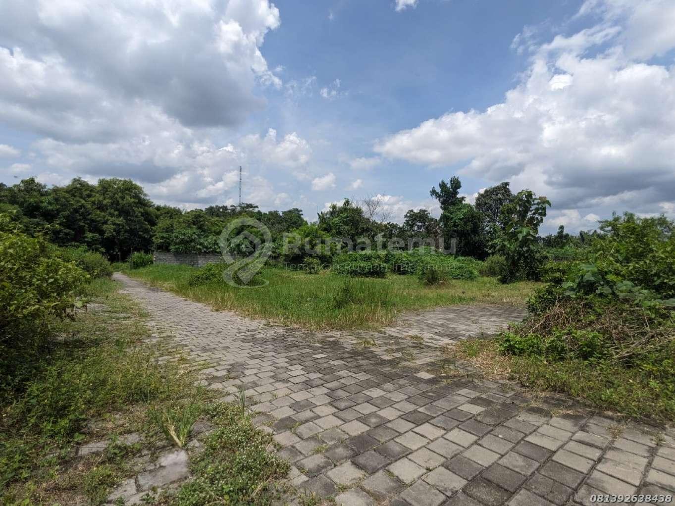 Tanah Strategis Sleman Jongke Jogja Dekat Jalan Gito Gati