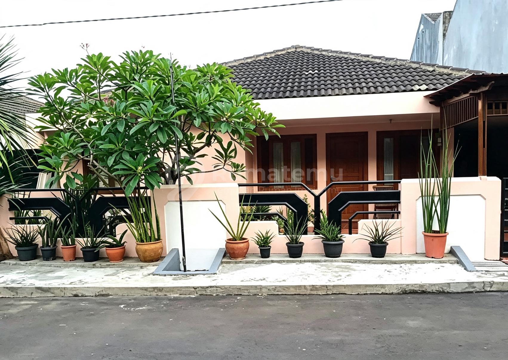 Rumah Siap Huni Turun Harga di Ciputat