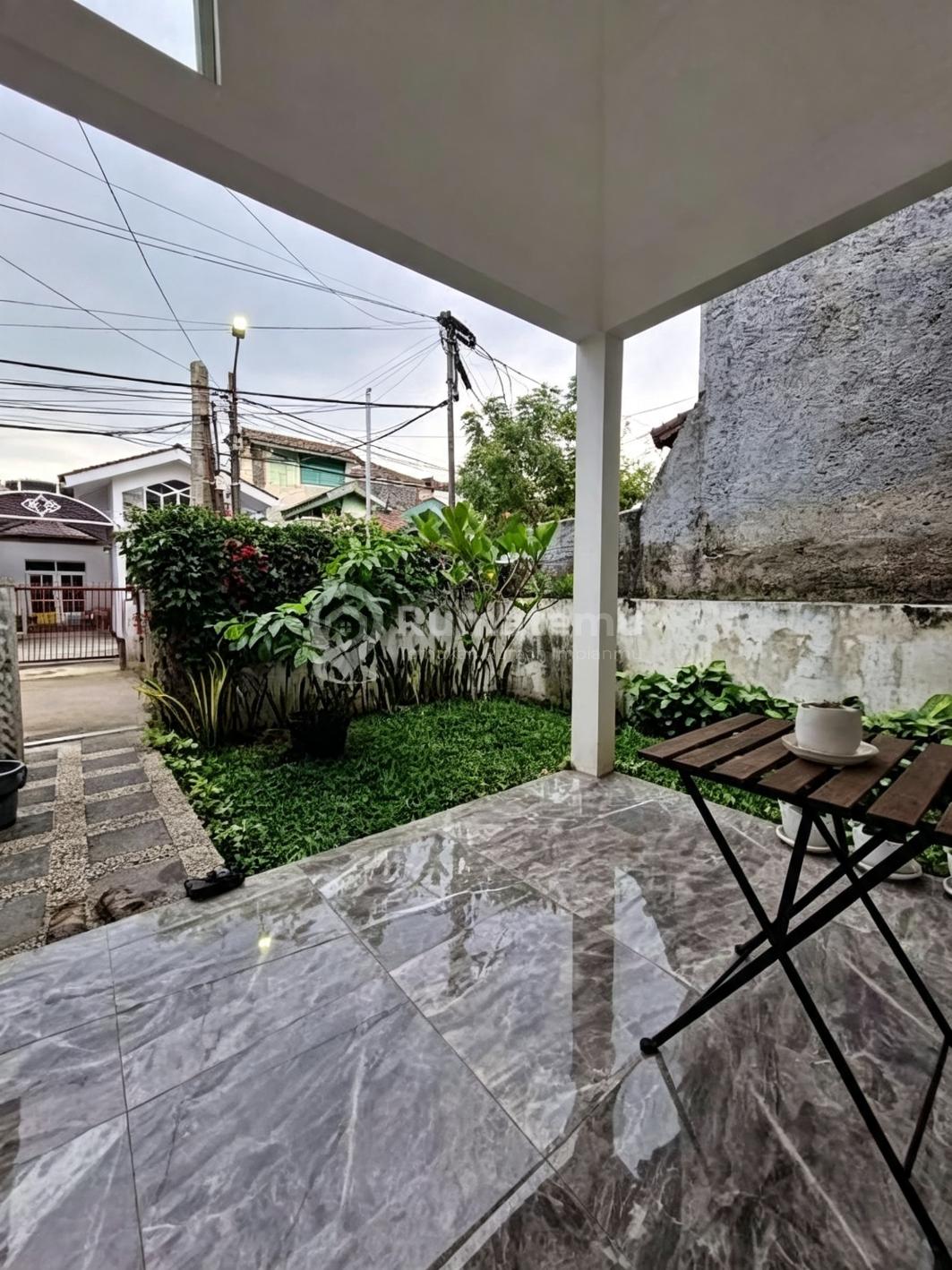 Jual Rumah Cantik Sanggar Hurip Soekarno Hatta Bandung