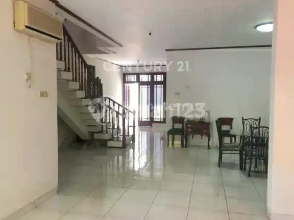 Rumah Bergaya Vintage Dalam Cluster Terbaik di Rawamangun