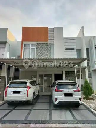 Rumah 2 Lantai Bagus Semi Furnished SHM di Cluster Verdant View , Tangerang