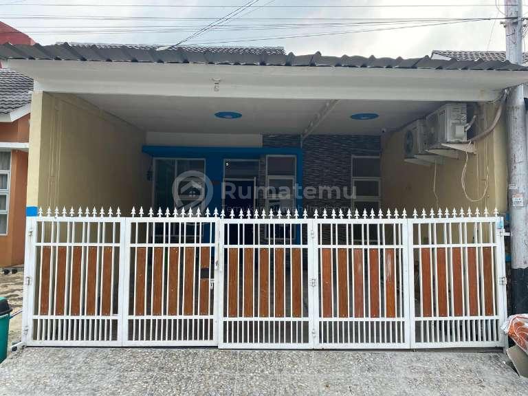 Dijual rumah komplek Siap Huni 1 Lantai Ruang tamu luas di Poris