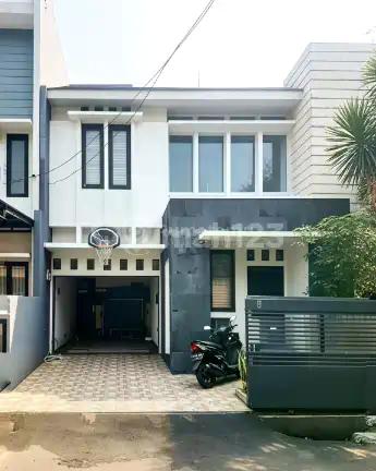 Rumah Bagus Siap Huni Dalam Cluster di Condet