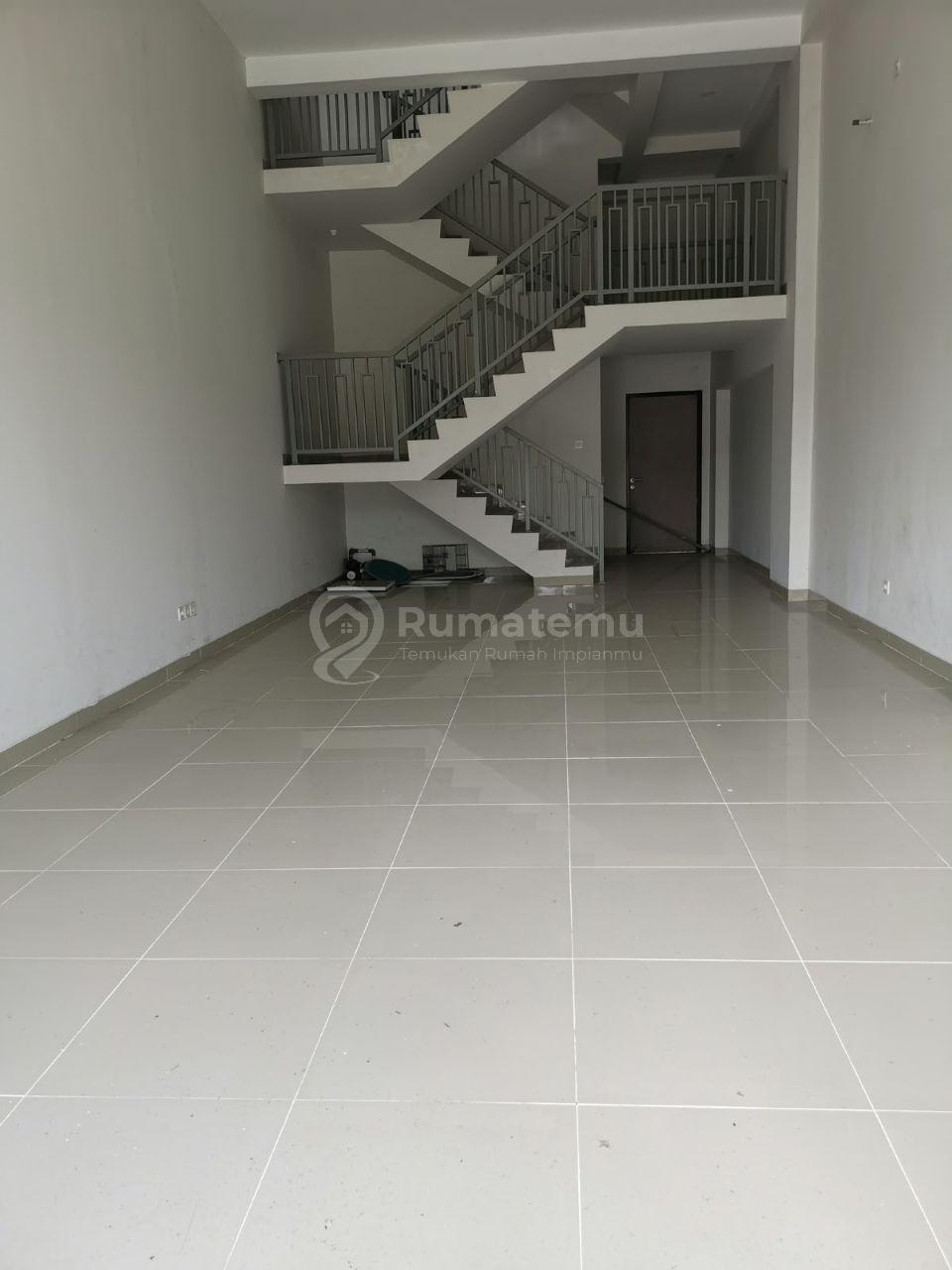 Investasi Ruko Vasanta Innopark Cikarang - Siap Usaha LT 84m