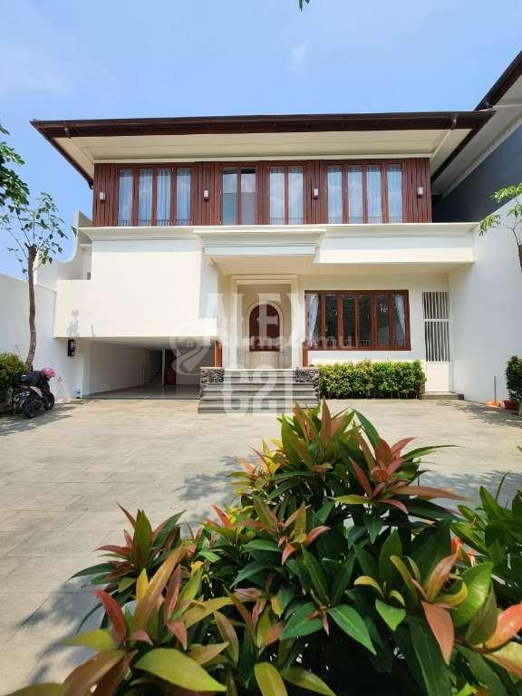 DIJUAL RUMAH KEMANG - JAKARTA SELATAN BRAND NEW LUXURY TROPICAL + SWIMMING POOL FULLY FURNISHED