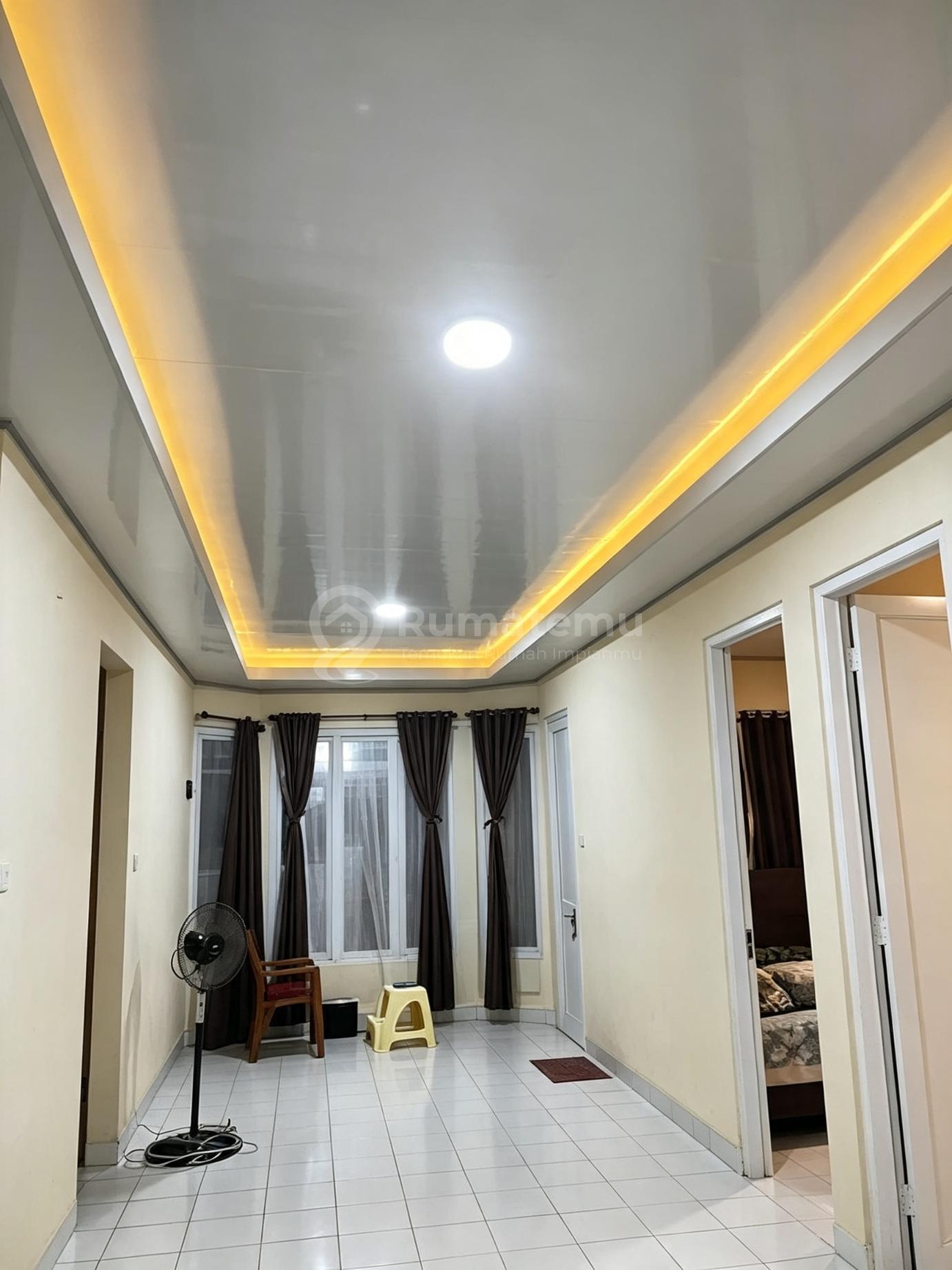 Dijual Rumah Minimalis, Baru Renovasi di Villa Pamulang