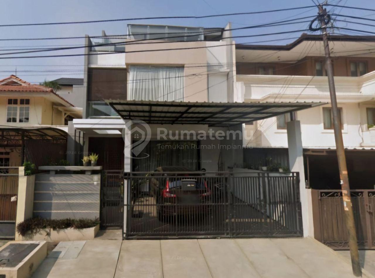 RUMAH JUAL DGN 2 TINGKAT DI PONDOK INDAH