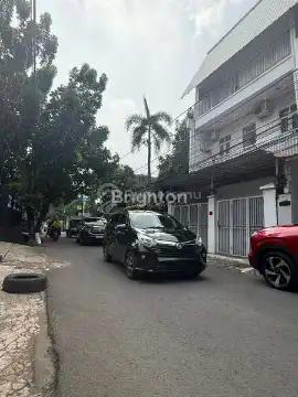 RUMAH KOS AKTIF BANGKA ,19 KT 285 M2,PELA MAMPANG,JAKARTA SELATAN
