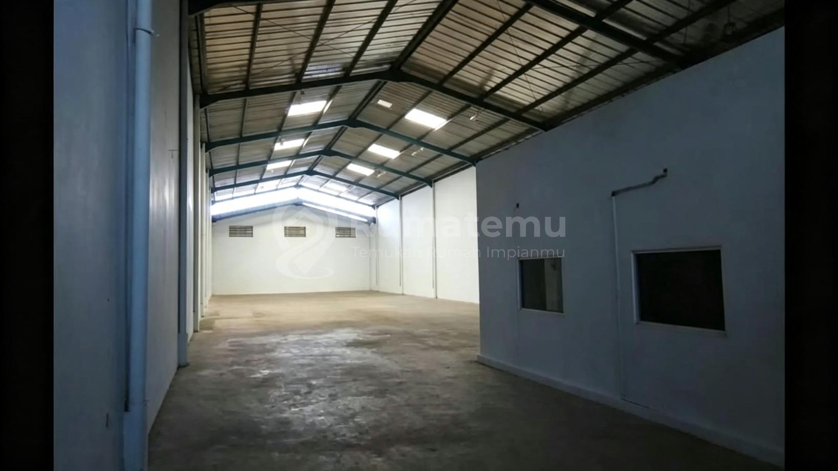 Disewakan Gudang Ready Akhir Okt 24 di Taman Tekno BSD City