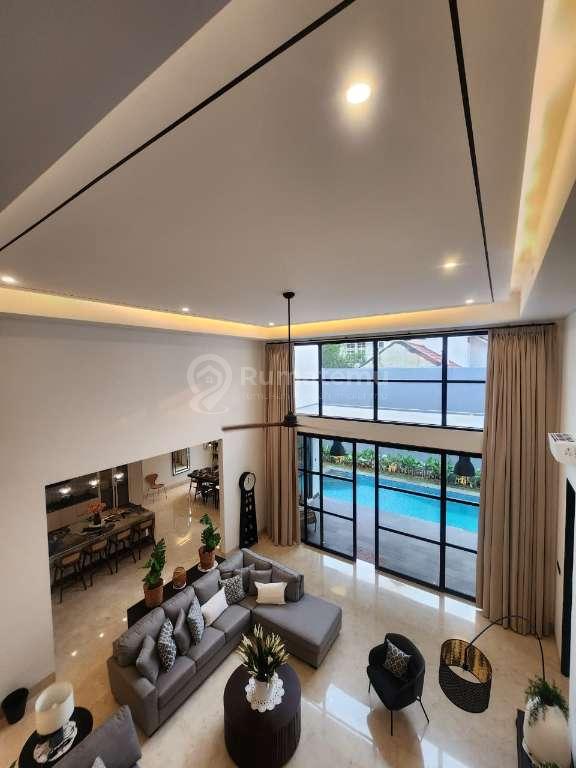 Dijual Rumah di Jl.Deplu, Cilandak Barat, Cilandak, Jakarta Selatan