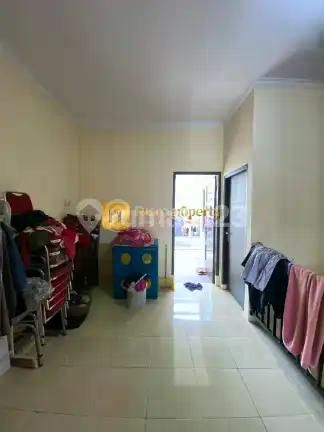 Rumah Bagus Tanah Luas Lokasi Strategis di Kalisari Cijantung