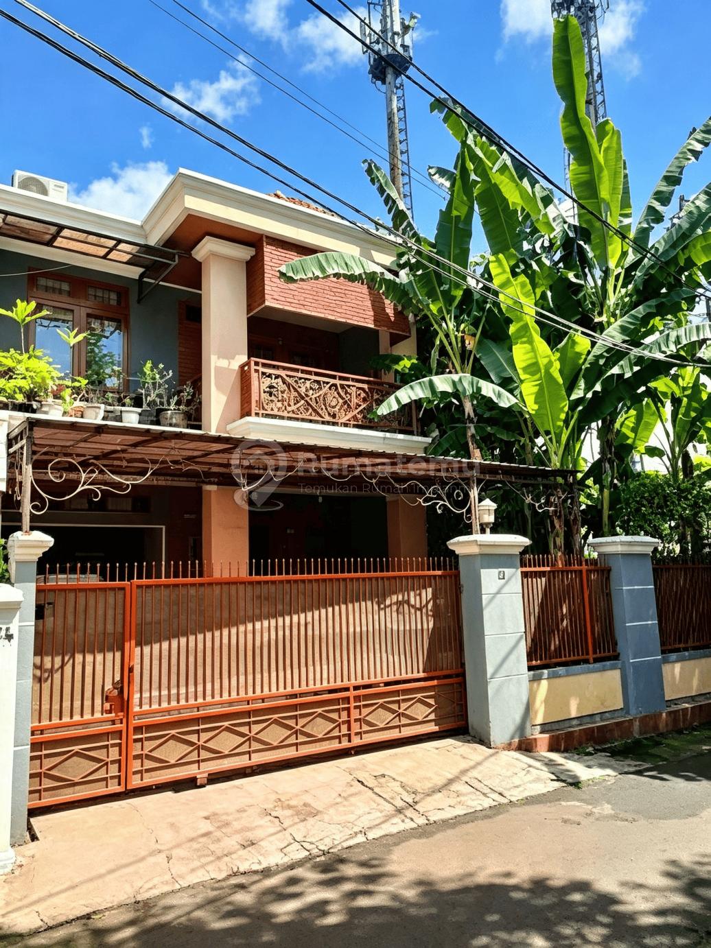 Rumah Asri dan Tenang Area Tulodong, 750 Meter ke Senopati