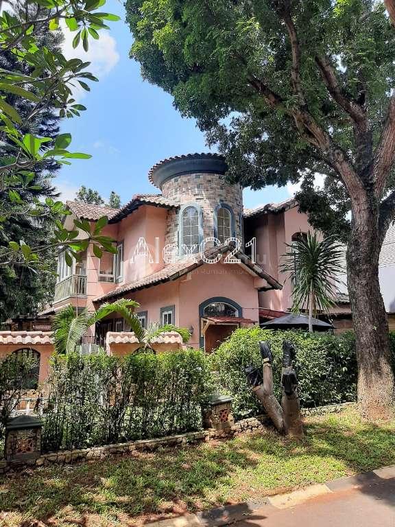Dijual rumah Hadap Selatan dengan suasana asri dan nyaman di Senayan Bintaro, Bintaro sektor 9, Pondok Pucung