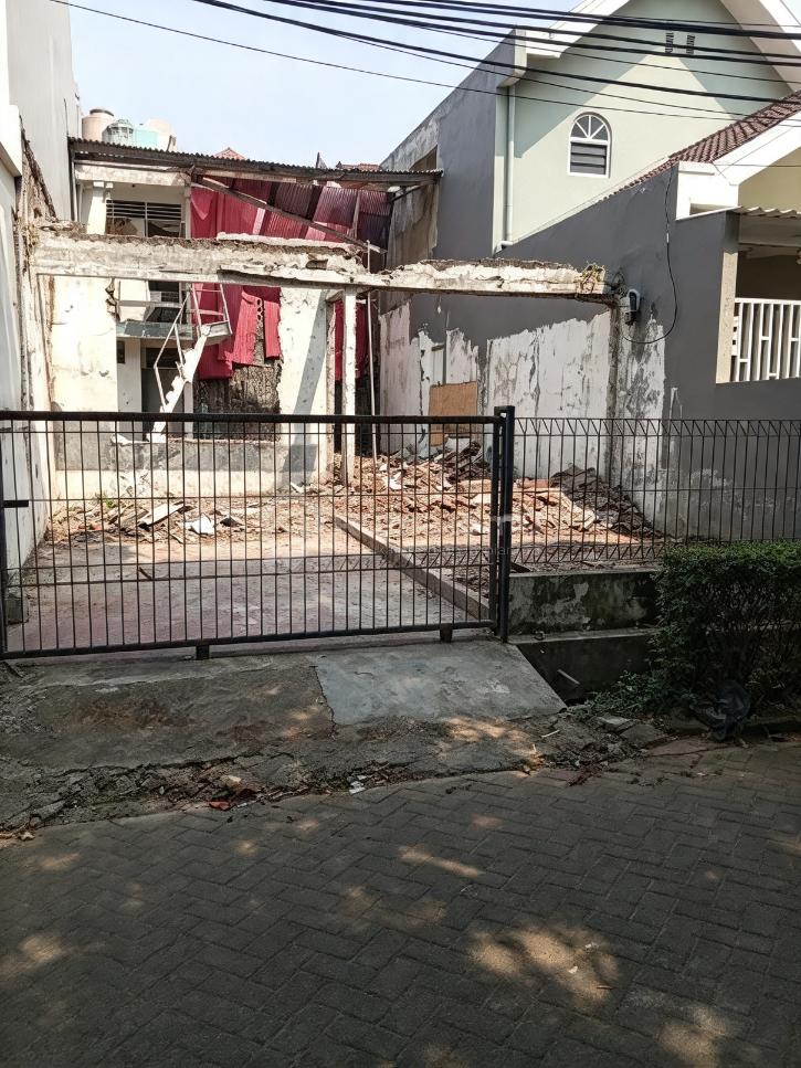 Dijual Rumah Hitung Tanah Dengan Harga Menarik di Bintaro Sektor 4