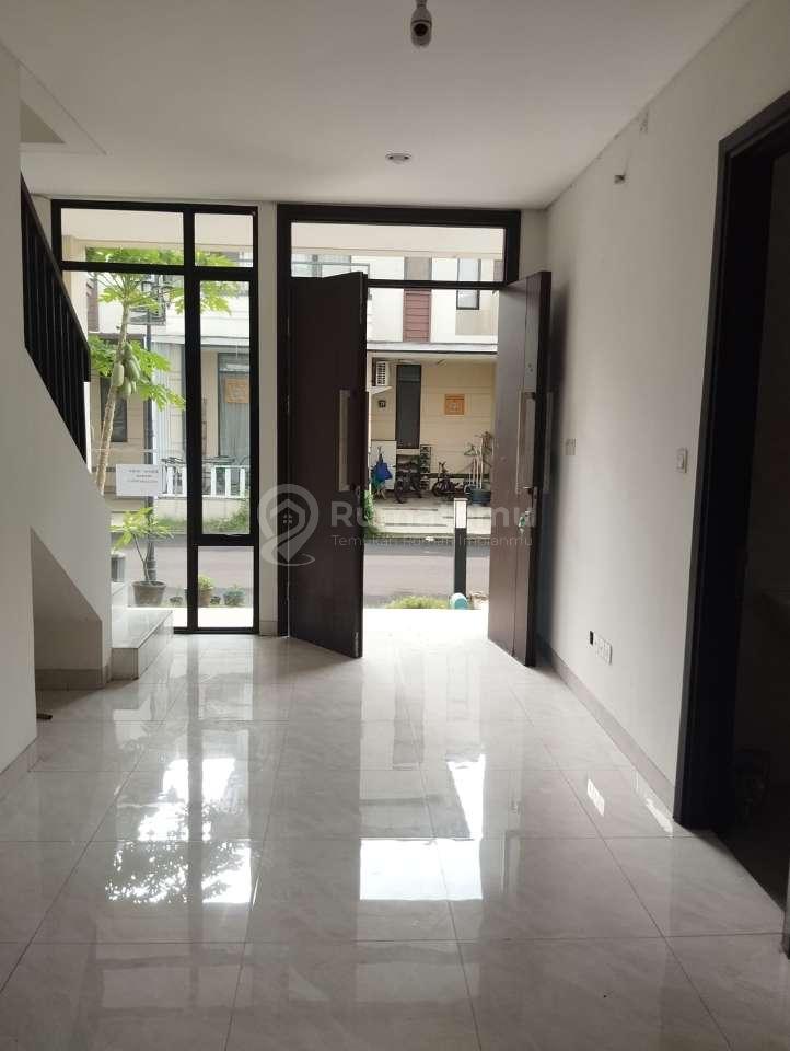Dijual Rumah di Lavon – Cluster Regalia, Tangerang