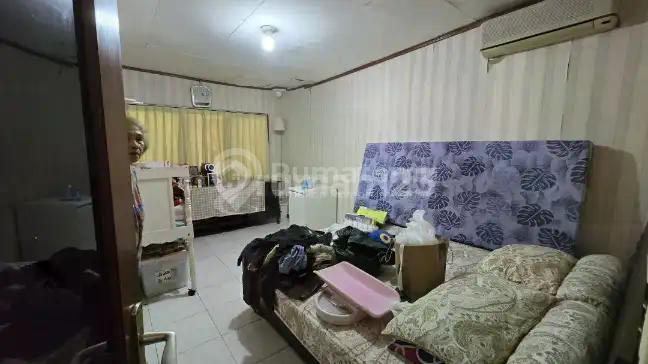 Rumah 1 Lantai Cocok Untuk Usaha Kost Strategis