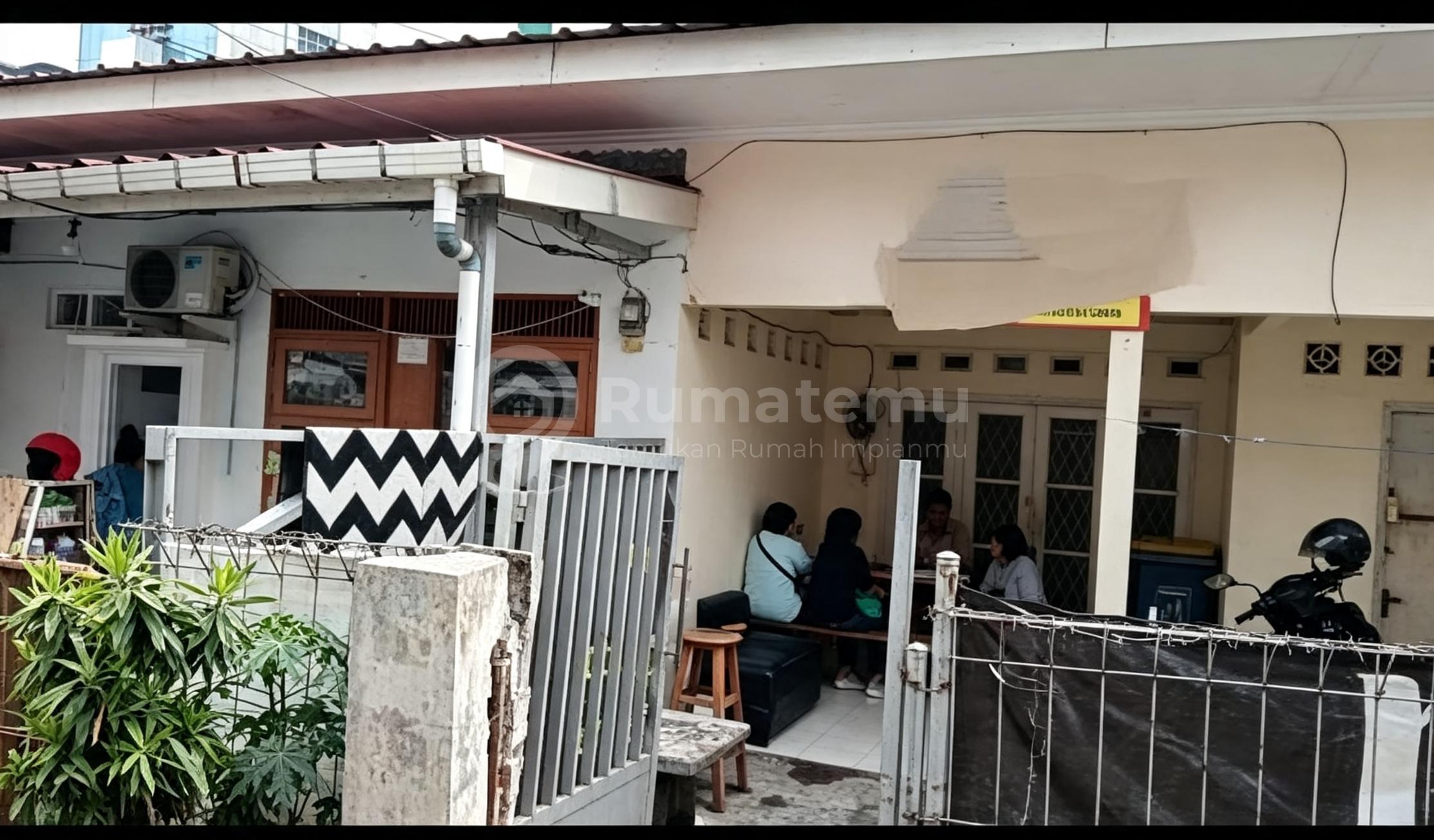 Jual Rumah Jl. Kramat Kwitang